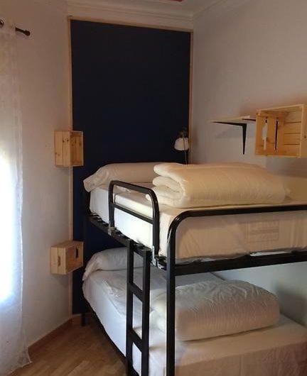 Az The Bridge Hostel - Coliving Zaragoza Exteriör bild