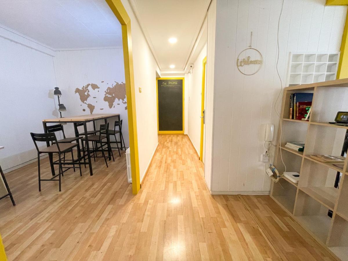 Az The Bridge Hostel - Coliving Zaragoza Exteriör bild