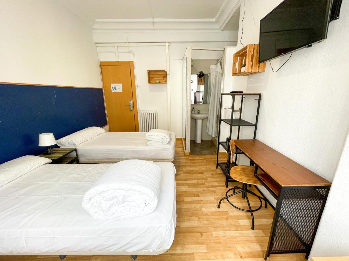 Az The Bridge Hostel - Coliving Zaragoza Exteriör bild