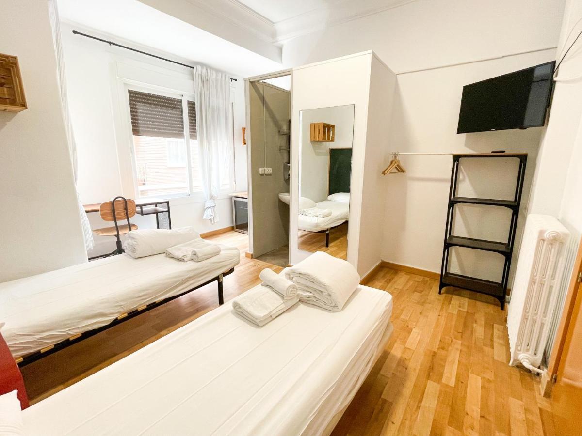 Az The Bridge Hostel - Coliving Zaragoza Exteriör bild